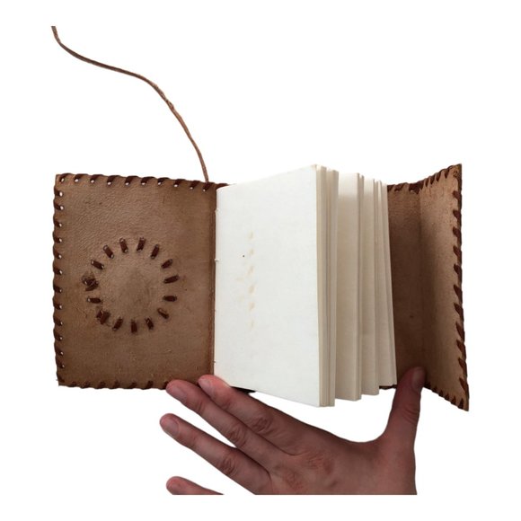 Leather Mahogany Woven Embossed Wrap Green Stone Journal - Picture 8 of 12